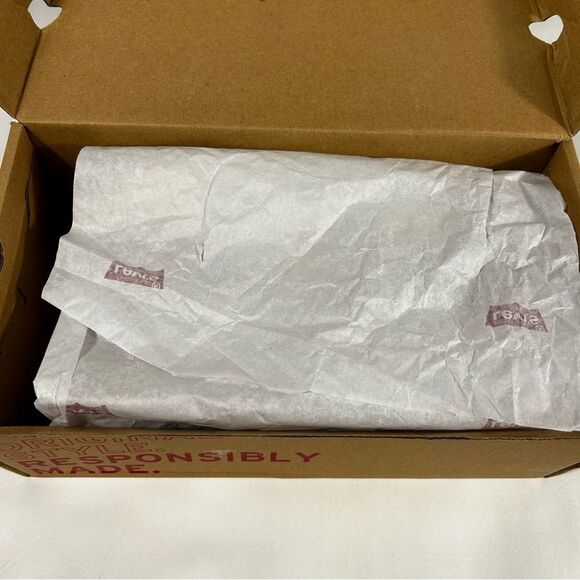 Levis-Women's Anika Newmericana Floral Winter White/Multi Sneaker-Size 7.5 B (M) - Picture 7 of 8